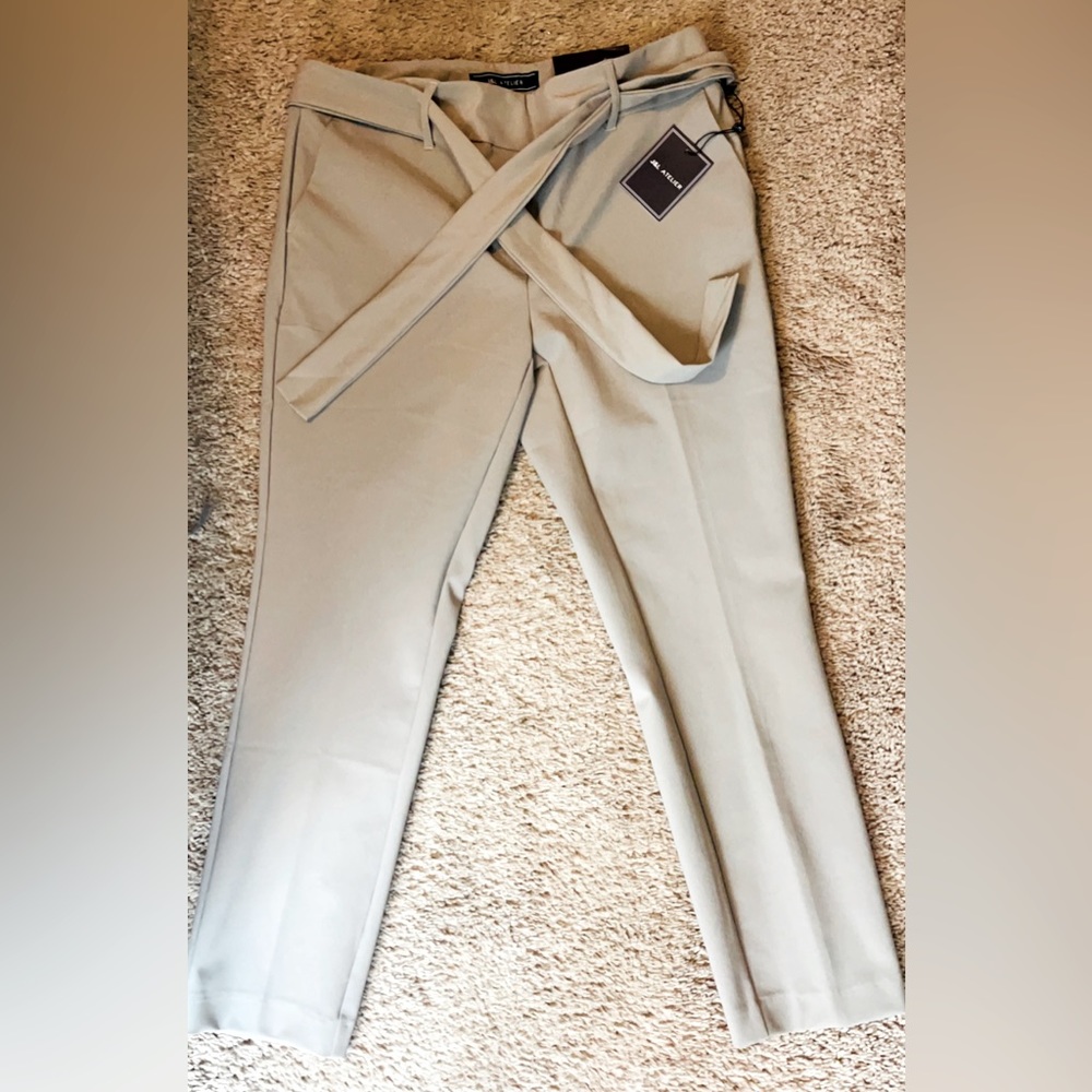 Woman's Dress Pants New with Tags